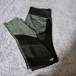 ALO Yoga Green and Black Leggings